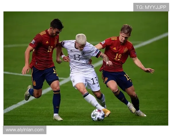 西班牙中场人才济济德拉富恩特面临幸福烦恼如何取舍成关键 西班牙中场人才济济德拉富恩特面临幸福烦恼如何取舍成关键